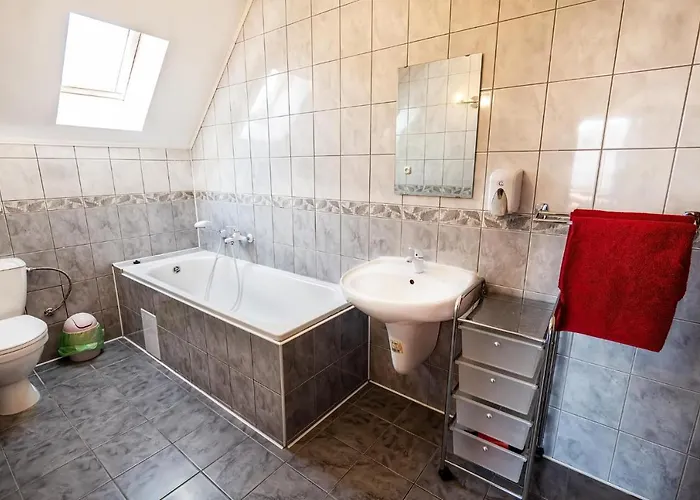 아파트 Tatraview House